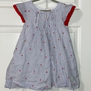 GUC. Patriotic star pattern dress. 4T. Smoke free home.